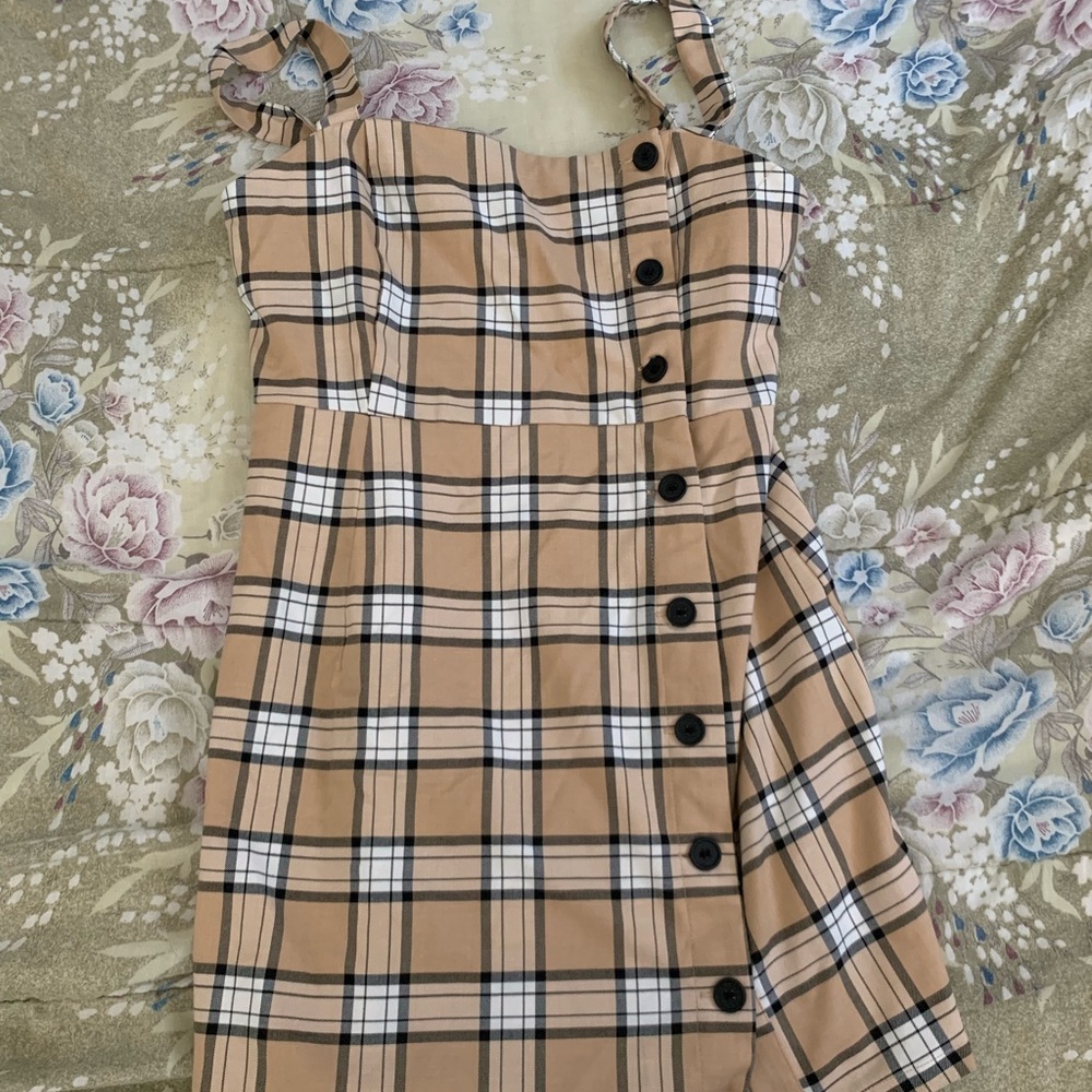 Cute plaid style dress